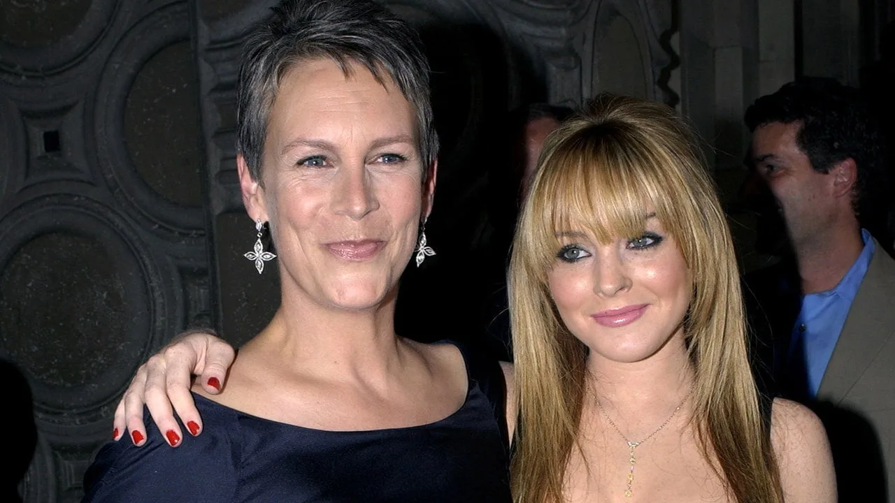 Jamie Lee Curtis sărbătorește faptul că Lindsay Lohan a făcut-o „bunică de film”