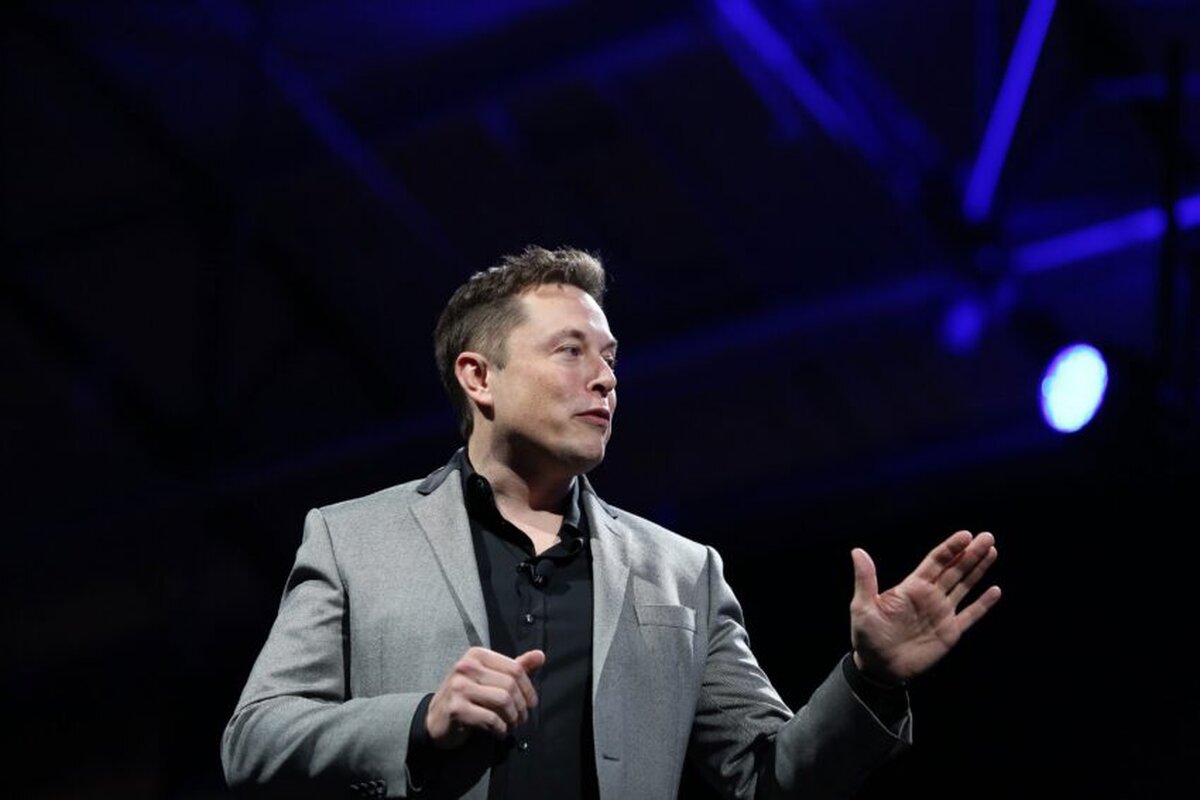 Tesla se pregătește să vândă energie electrică în Marea Britanie