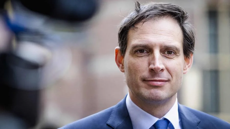 Guvernul olandez îl numește pe ministrul de externe în funcția de comisar european