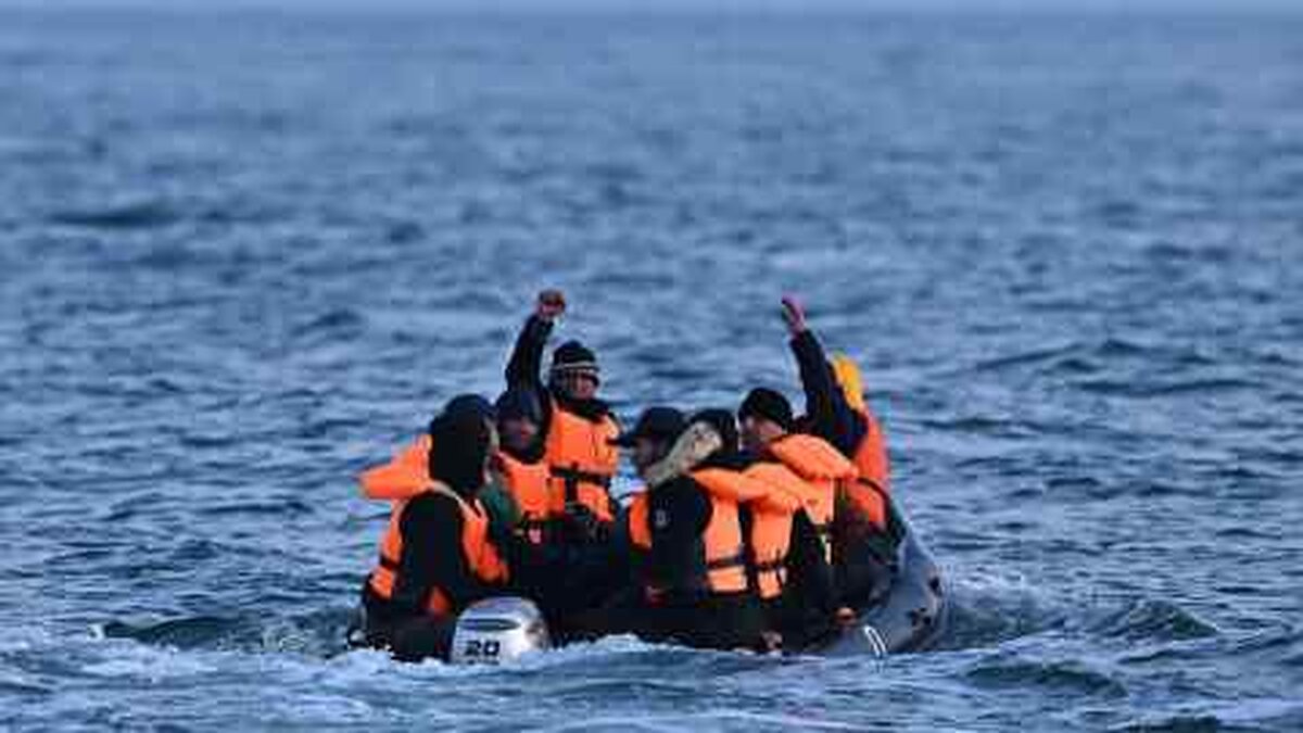 Angajatorii și proprietarii de locuințe din Marea Britanie se confruntă cu o creștere semnificativă a amenzilor pentru „migranții ilegali