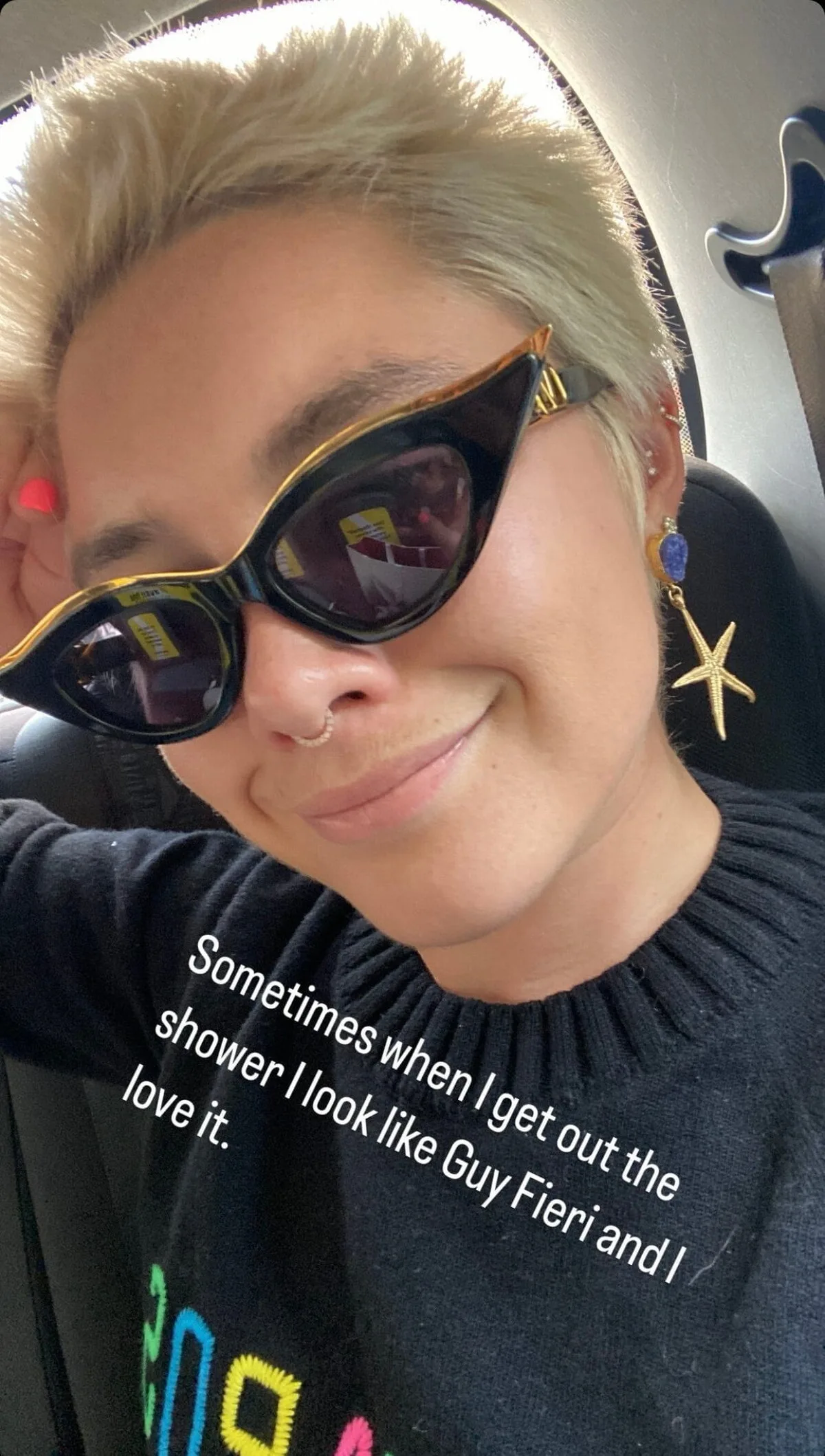 Florence Pugh își îmbrățișează cu adevărat noul look de „Primar al Flavortown” – Vezi poze