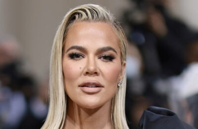 Nu cred că am mai văzut-o vreodată pe Khloé Kardashian atât de blondă – Vezi fotografiile