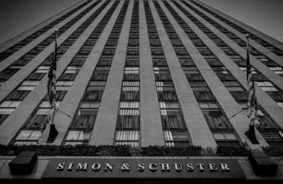 Căsătoria Simon & Schuster cu capital privat arată bine pe hârtie, dar va dura luna de miere?