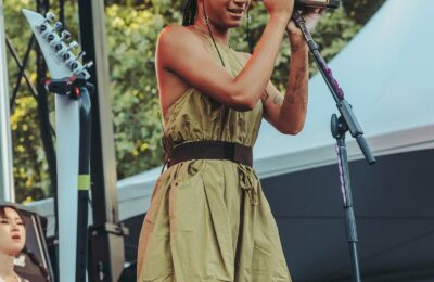 Noile împletituri ale lui Willow Smith sunt definiția însăși a expresiei „Dacă nu e stricat, nu-l repara” – Vezi fotografiile