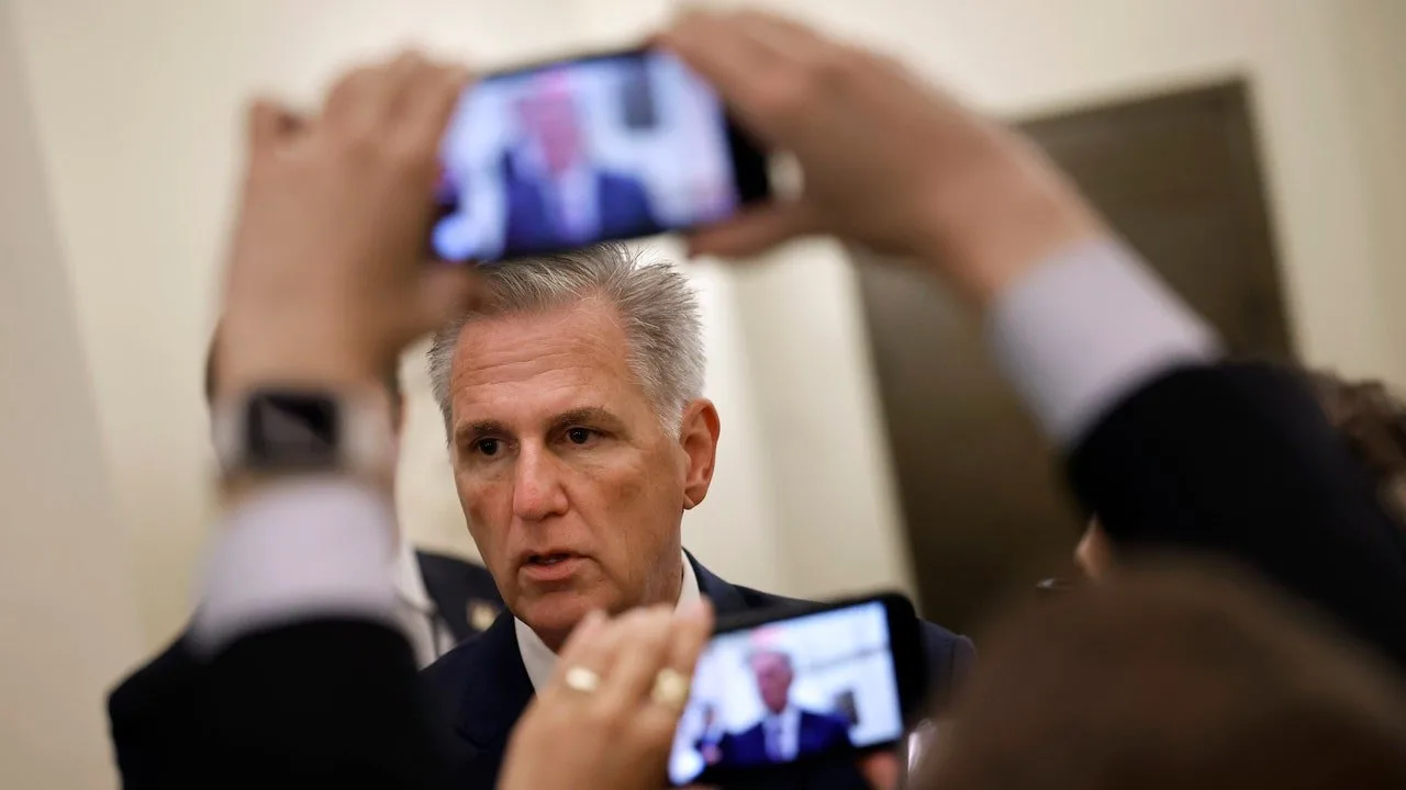 Agonia rafinată de a fi Kevin McCarthy
