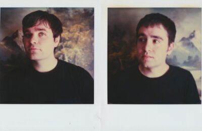 Douăzeci de ani mai târziu, Serviciul Poștal este încă rocker