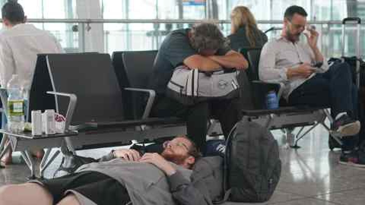 Autoritatea britanică de reglementare în domeniul aviației va analiza eșecul sistemului de control al traficului aerian