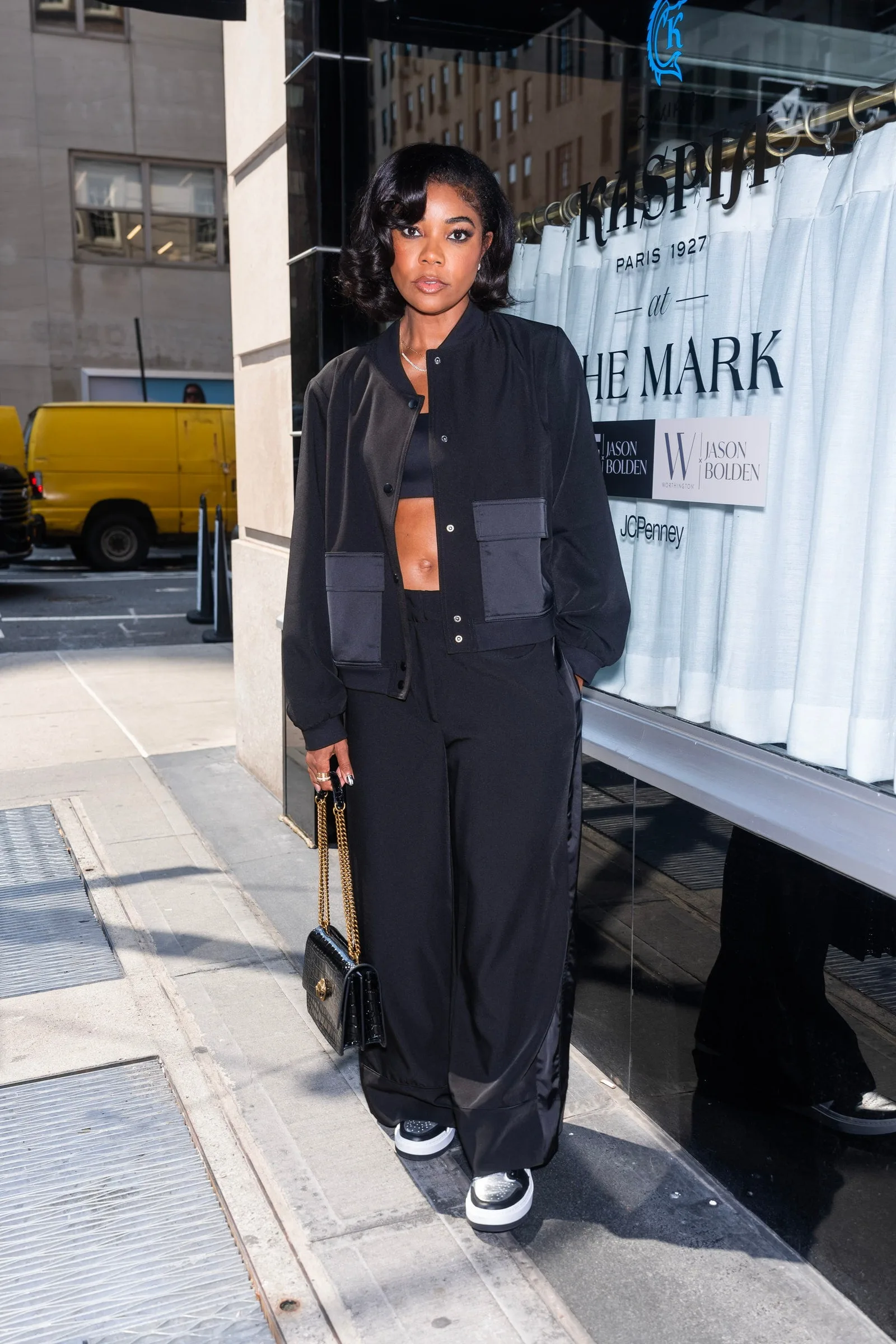 Gabrielle Union a perfecționat arta de a face bucle, dar, ca și cum ar fi, Duh – Vezi poze