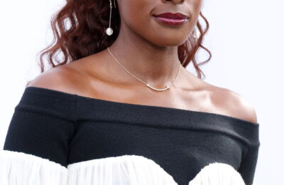 Oh, Issa Rae cu părul roșu, cât de mult mi-a fost dor de tine – Vezi poze