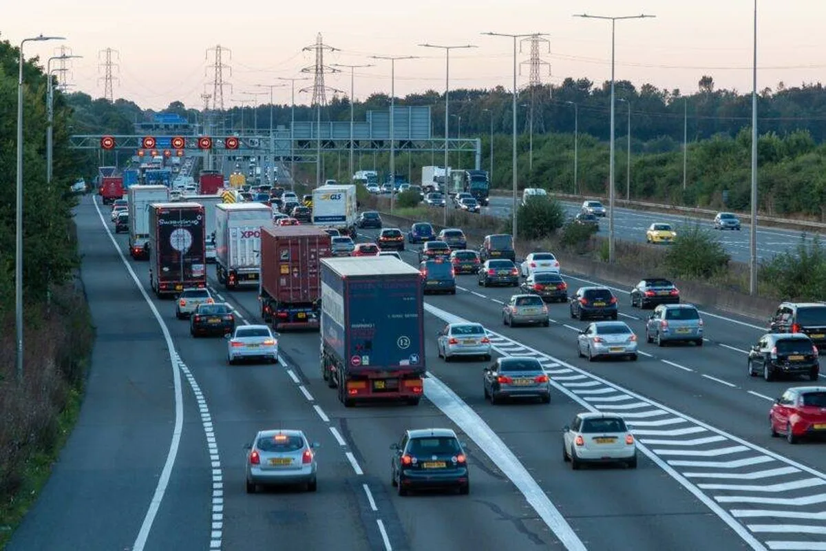 Avertismentul de amânare a interzicerii benzinei ar putea împiedica oamenii să cumpere mașini electrice