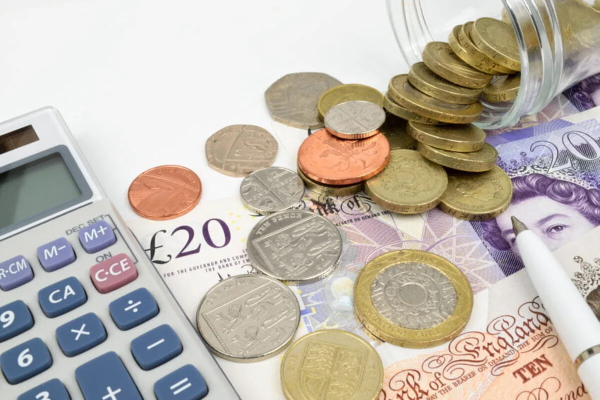 Plățile în numerar în Marea Britanie cresc pentru prima dată în ultimul deceniu
