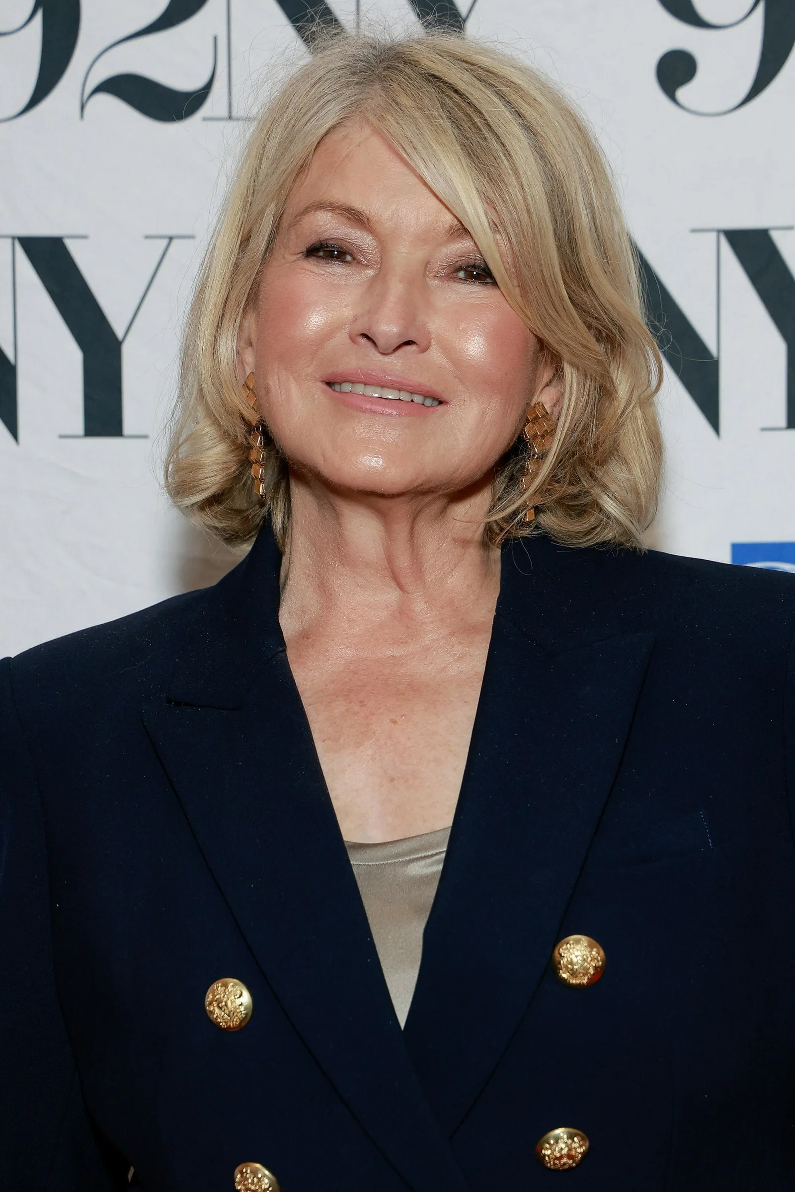 Martha Stewart se răzvrătește împotriva regulilor de amplasare a iluminatorului – Vezi foto