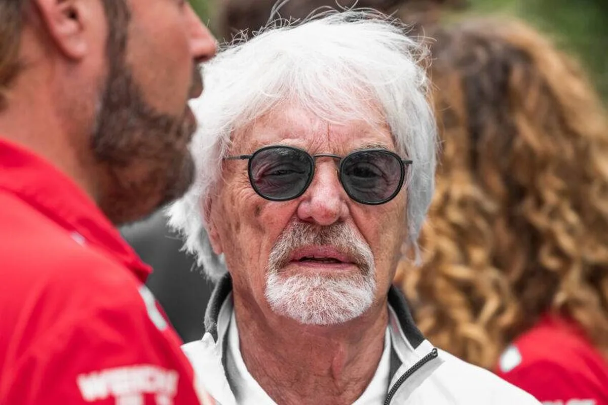 Bernie Ecclestone pledează vinovat de fraudă după ce nu a declarat peste 400 de milioane de lire sterline de active în străinătate