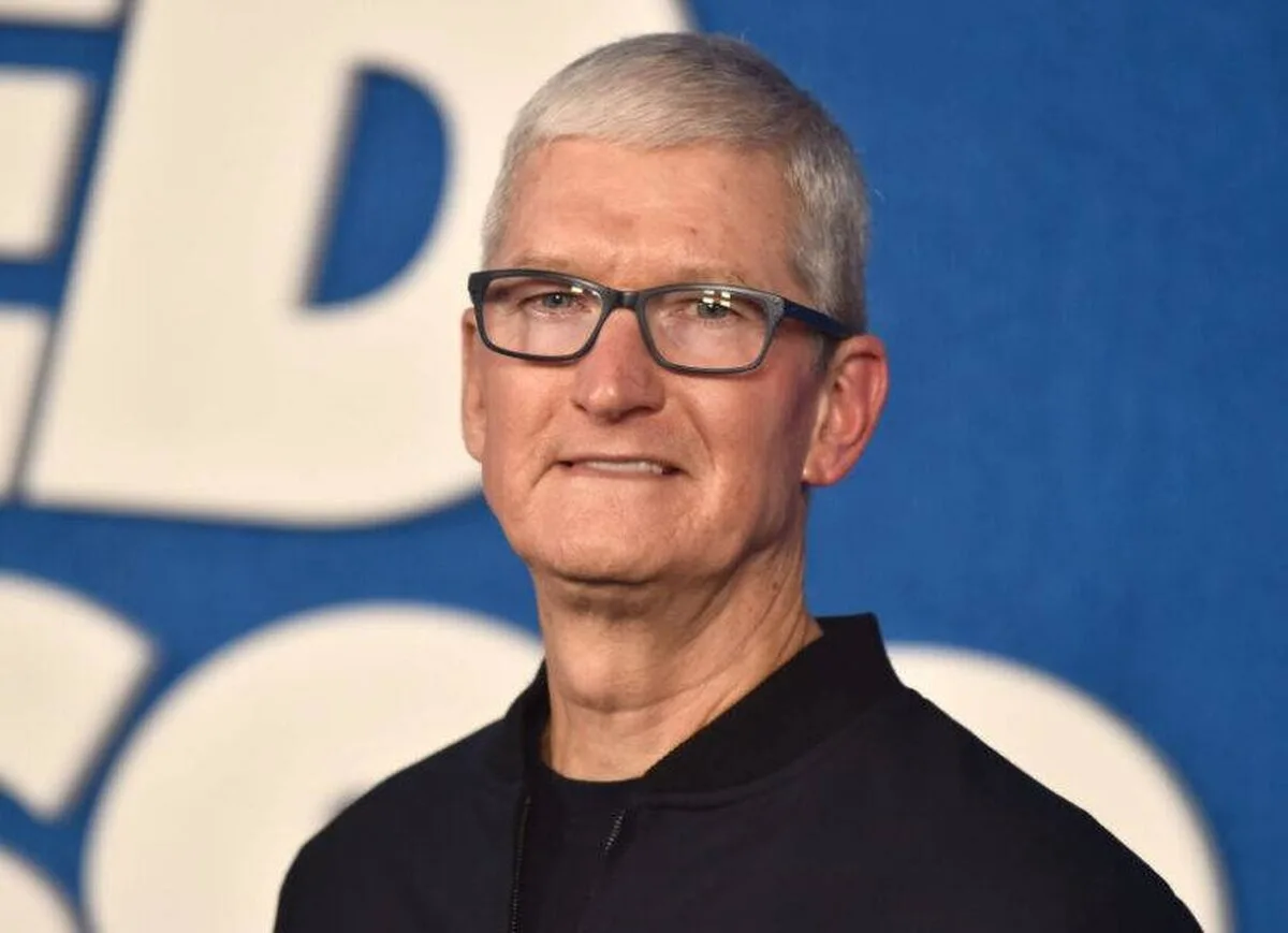 Apple caută să angajeze personal pentru AI în Marea Britanie, în timp ce concedierile din industrie continuă