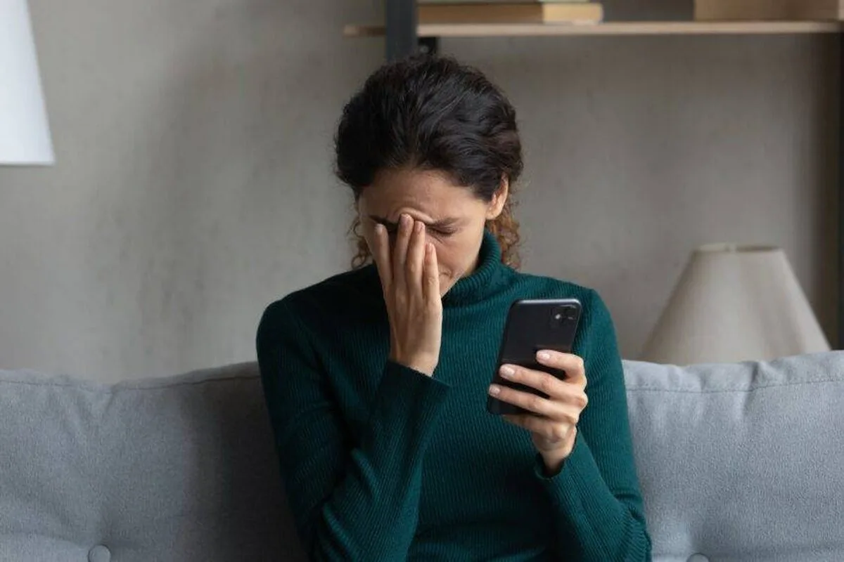 Consumatorii britanici pierd 580 de milioane de lire sterline din cauza escrocilor în prima jumătate a anului 2023, arată noile cifre