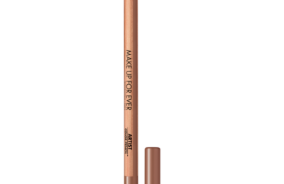 9 dintre produsele de înfrumusețare preferate ale lui Hailey Bieber sunt la reducere de Black Friday