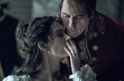 „Napoleon”: În interiorul filmului mercurialei Vanessa Kirby despre Josephine, în cheie comică