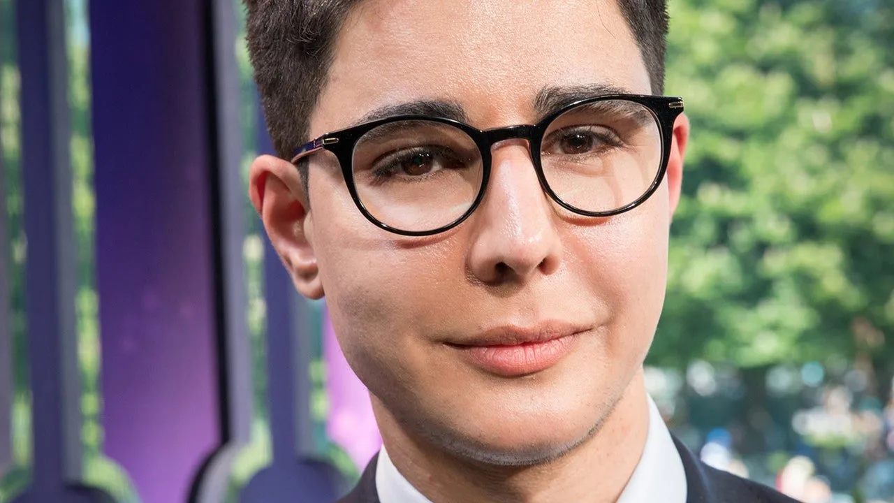 Omid Scobie nu se teme să „ardă punți” cu noua sa carte despre familia regală Endgame