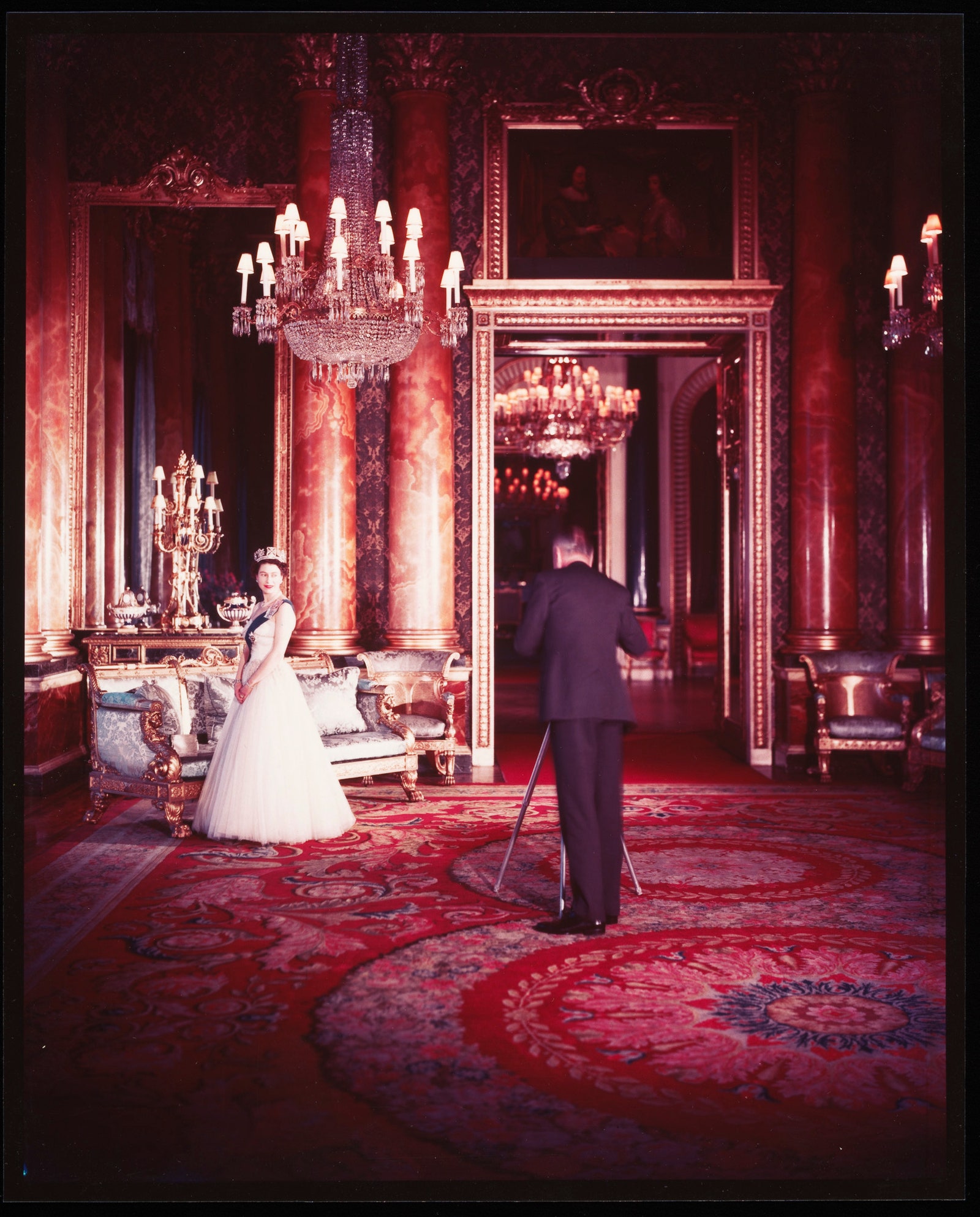 Cum a contribuit Cecil Beaton la inventarea Reginei Elisabeta și a Prințesei Margareta