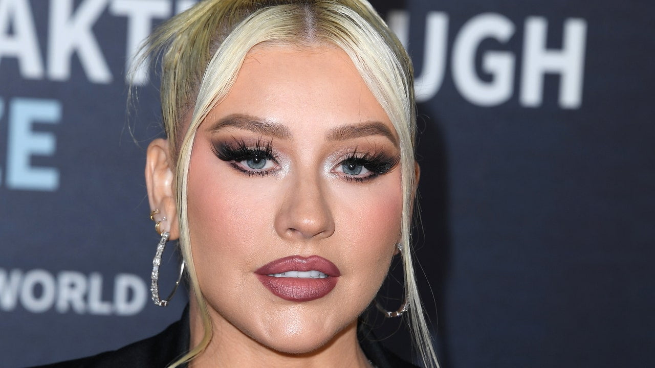 Christina Aguilera ar fi putut să o întreacă pe Cher de Halloween – Vezi video