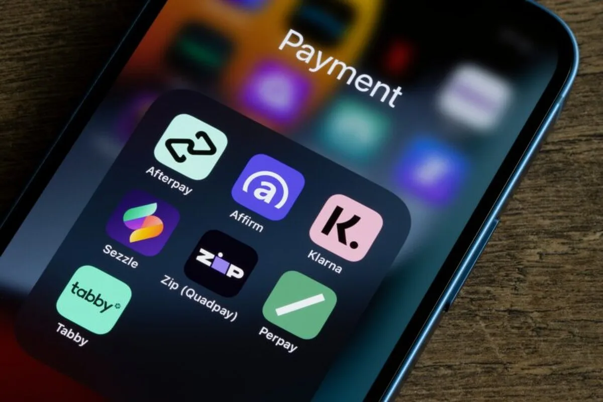 Britanicii se pregătesc să se scufunde în datorii de 3,7 miliarde de lire sterline în valoare de 3,7 miliarde de lire sterline de la Buy Now Pay Later înainte de Crăciun