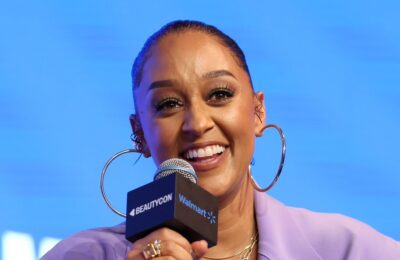 Tia Mowry într-un bob roz este cel mai drăguț lucru pe care îl vei vedea astăzi – Vezi poze