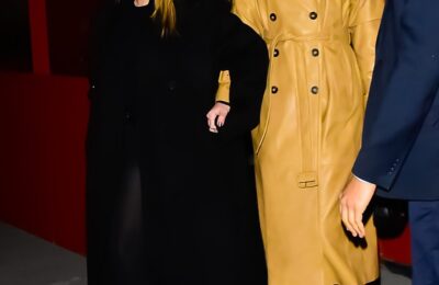 Taylor Swift dă startul festivităților de ziua de naștere cu Selena Gomez și Miles Teller