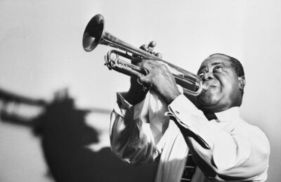Când zâmbești: Partea însorită a străzii a lui Louis Armstrong