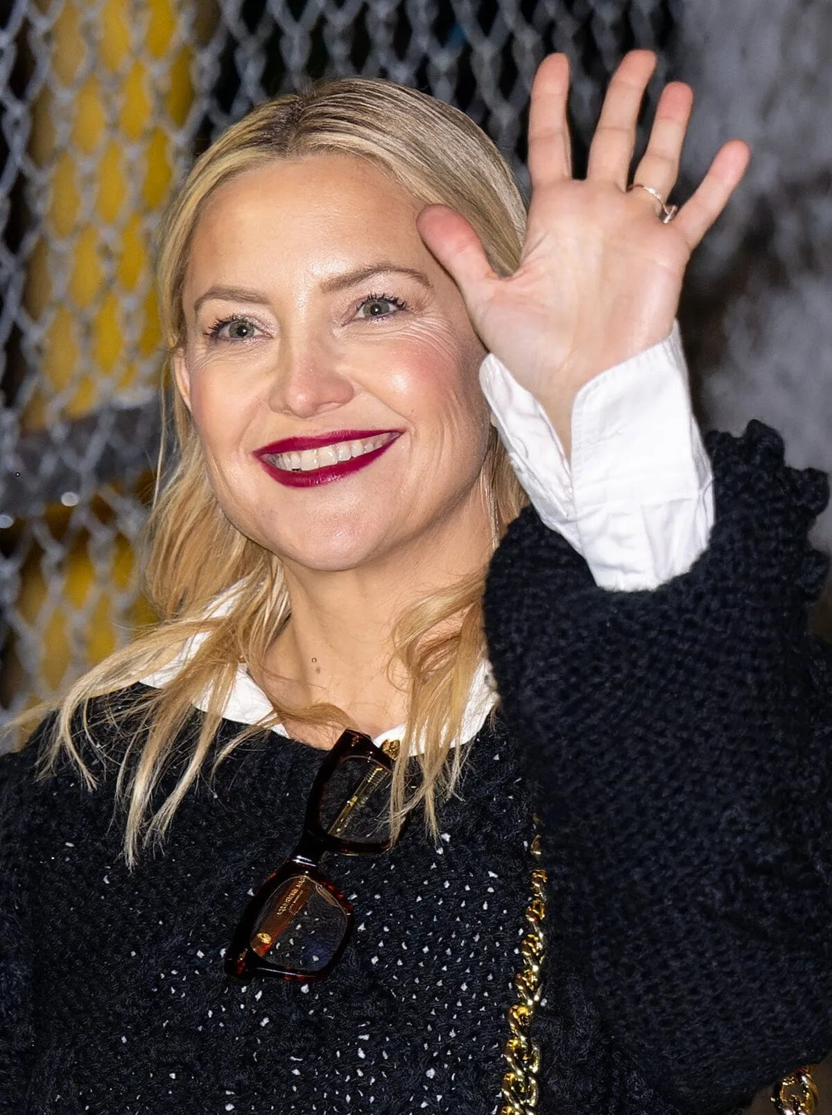 Nu-mi amintesc ultima dată când am văzut-o pe Kate Hudson într-o culoare de buze atât de închisă – Vezi poze