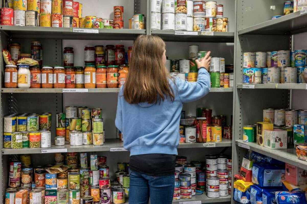 Big Issue Invest solicită aplicații de la întreprinderi sociale și organizații de caritate din întreaga Anglie pentru programul său Impact Loans England, în valoare de 15 milioane de lire sterline