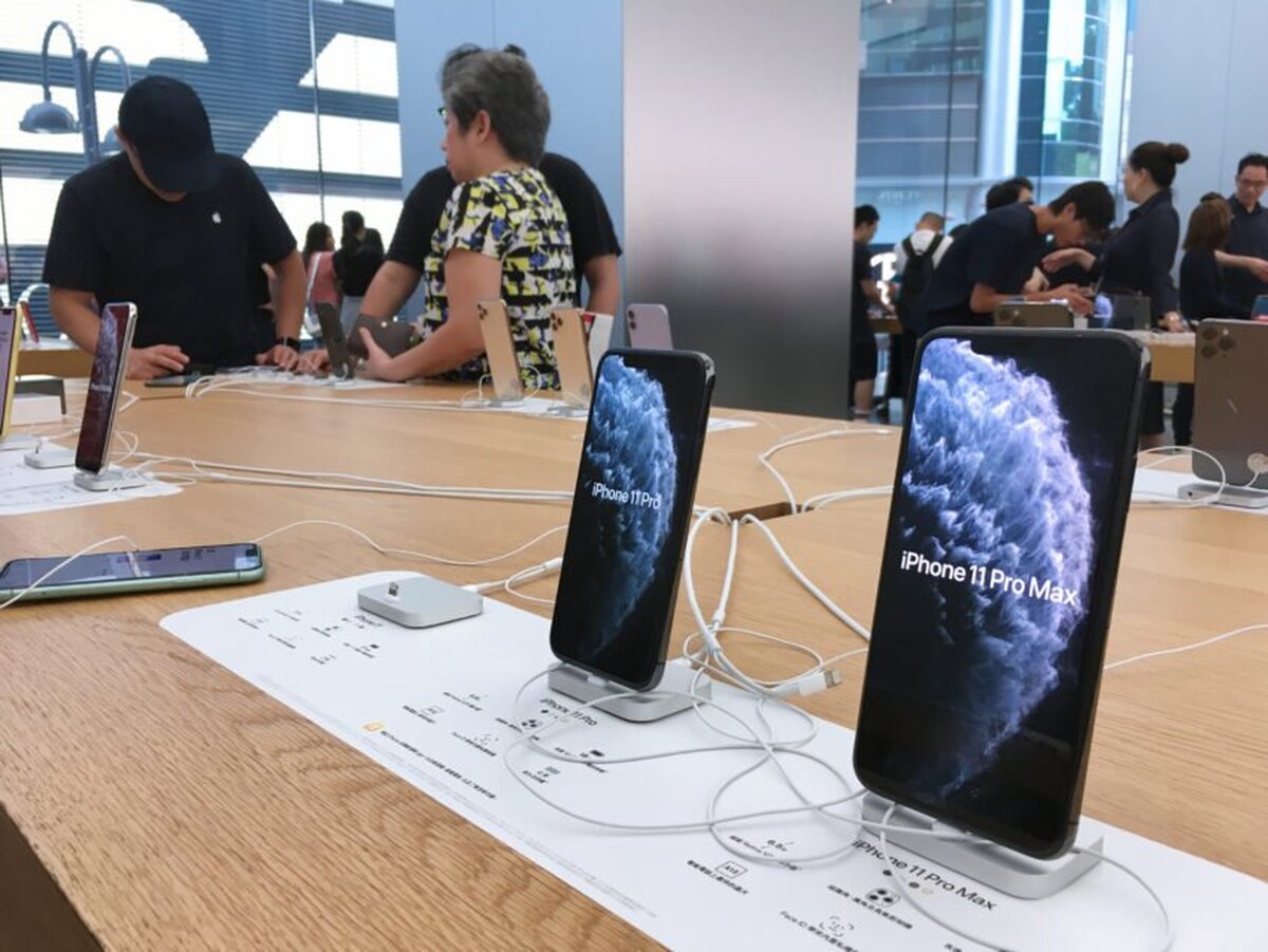 Apple a depășit Samsung ca cel mai mare producător de telefoane din lume