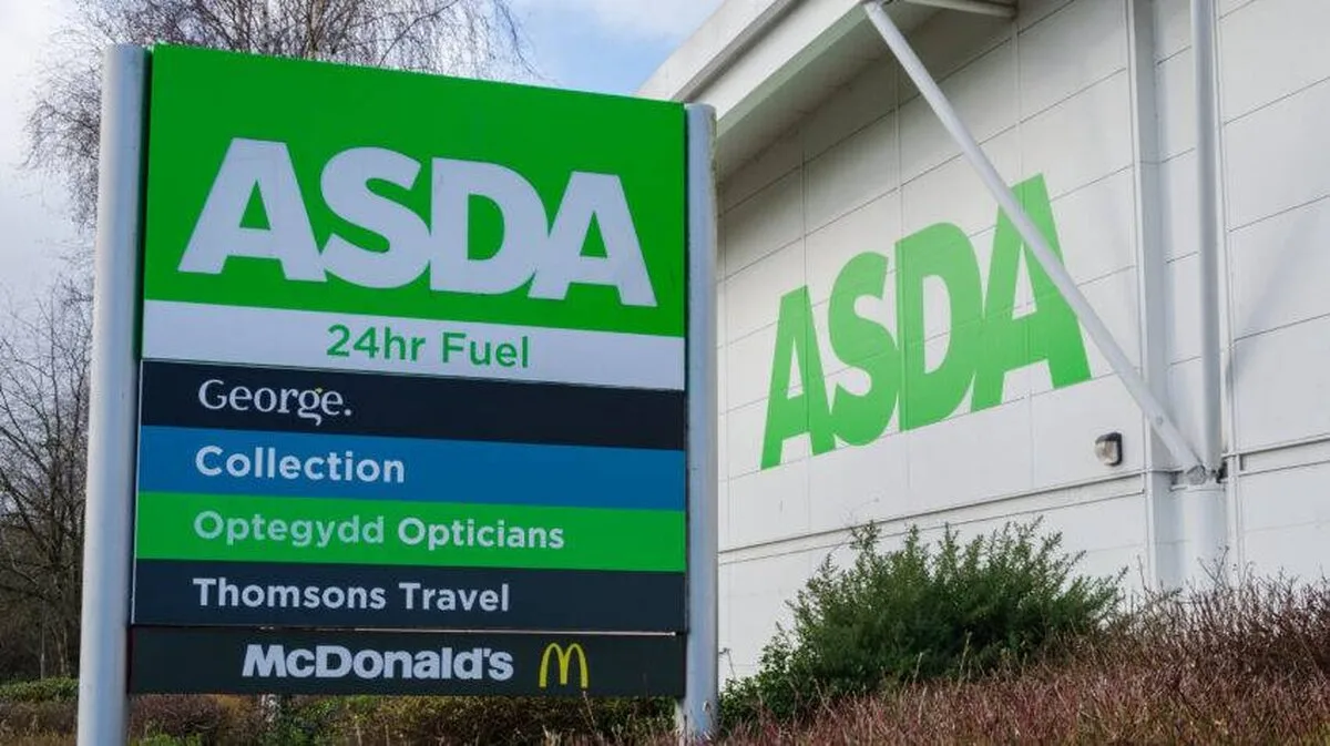 Asda va trece la plata fără numerar în mai multe puncte de vânzare din supermarketuri
