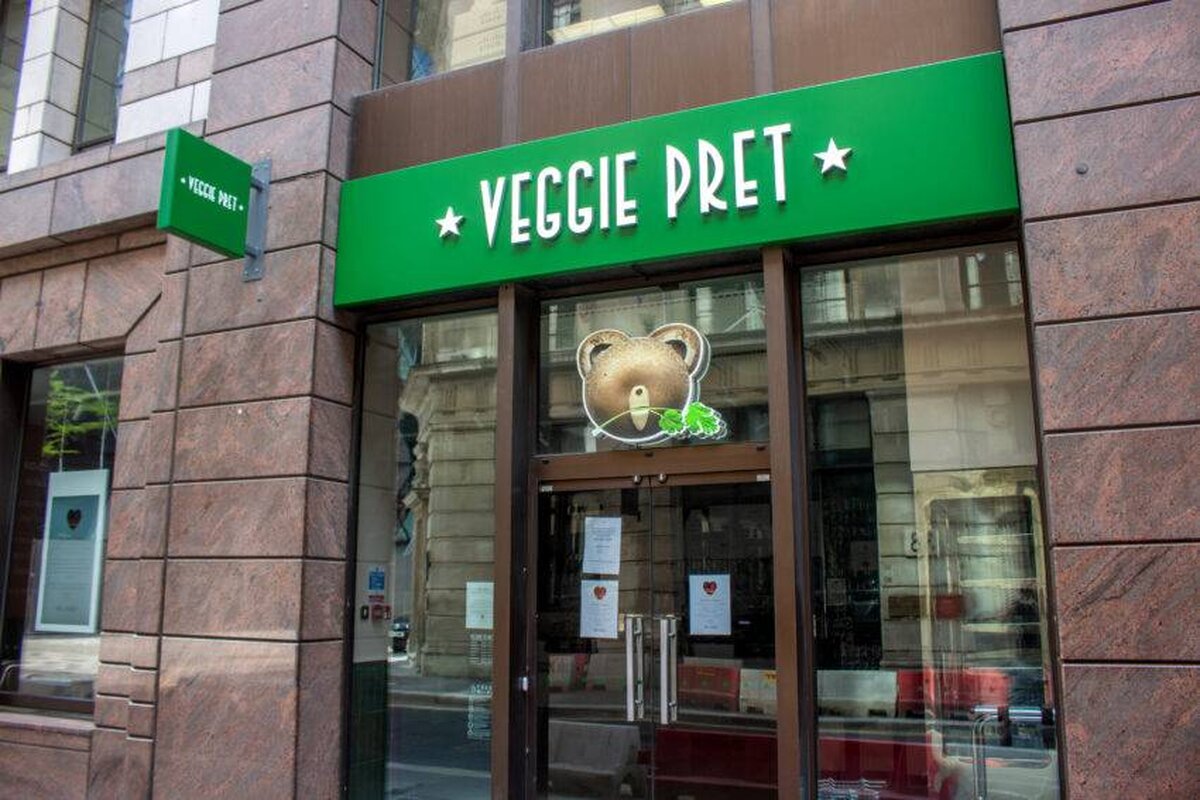 Pret A Manger închide punctele de vânzare numai pentru vegetarieni, deoarece opțiunile vegetariene se dezvoltă în toate magazinele