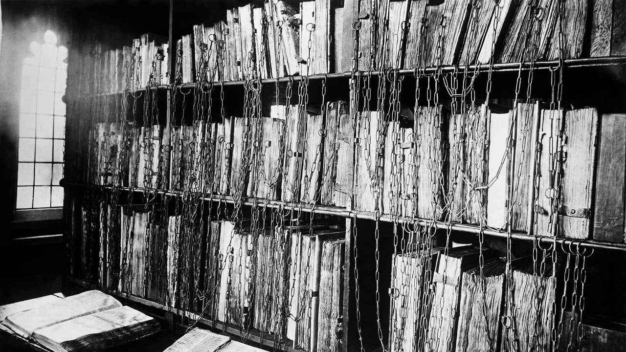 Bibliotecarii ar putea fi urmăriți penal în ultima cruciadă anti-educație a dreptei