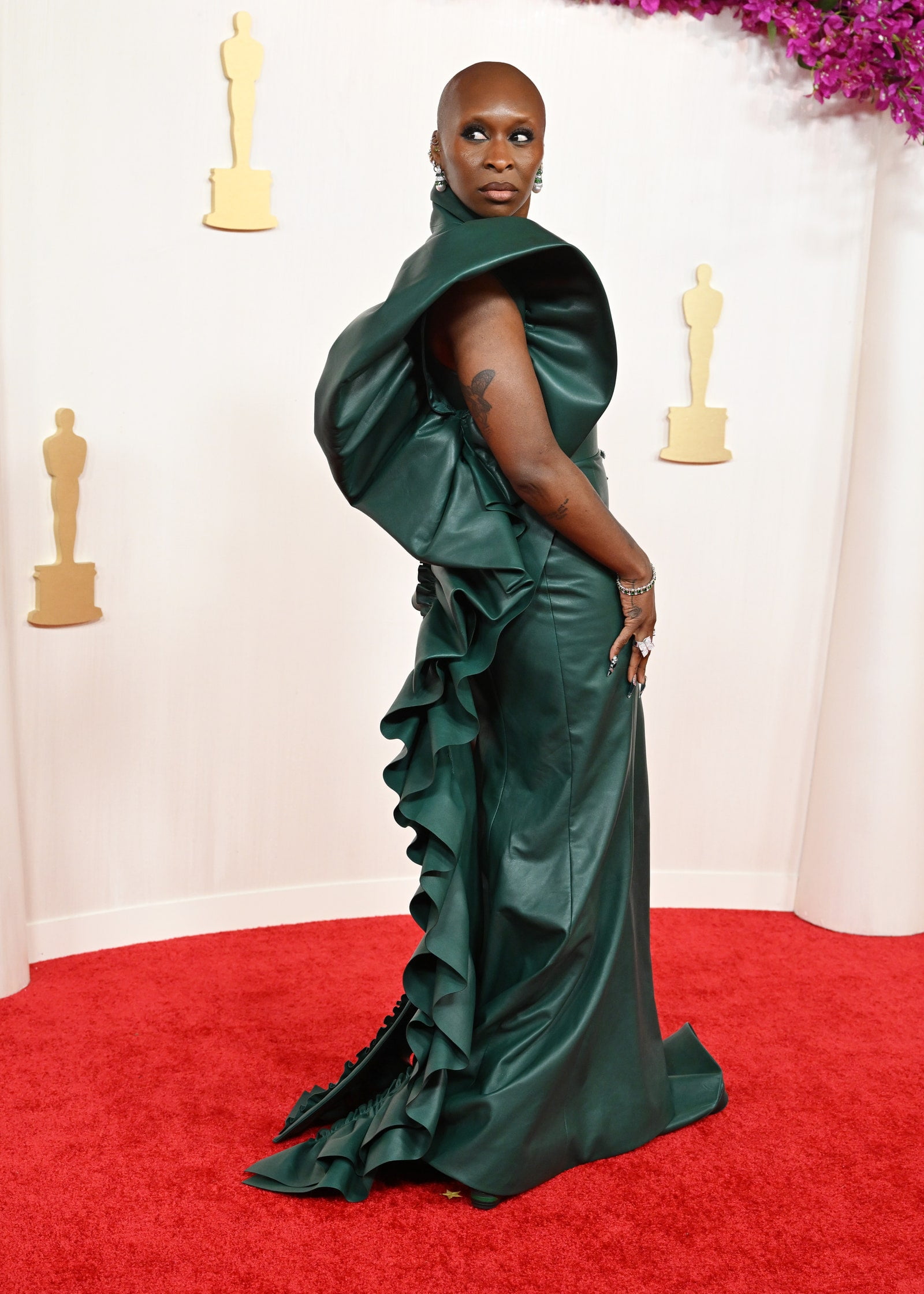 Cynthia Erivo a purtat o manichiură foarte în ton cu Elphaba la Premiile Oscar 2024 – Vezi poze