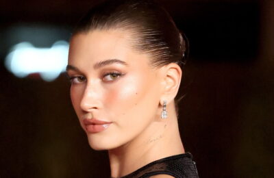 Urăsc că de fapt îmi place noua revigorare a unghiilor de gogoașă glazurată a lui Hailey Bieber – Vezi fotografiile