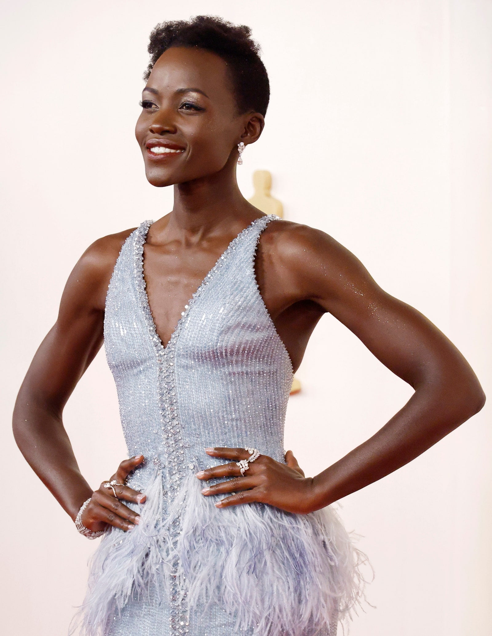 Iată cum și-a făcut Lupita Nyong’o corpul Y2K să strălucească la premiile Oscar 2024 – Vezi poze
