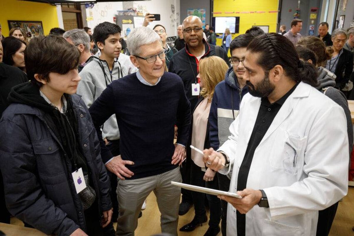 Consiliul Județean Norfolk învinge Apple în bătălia juridică pentru iPhone în valoare de 385 de milioane de lire sterline