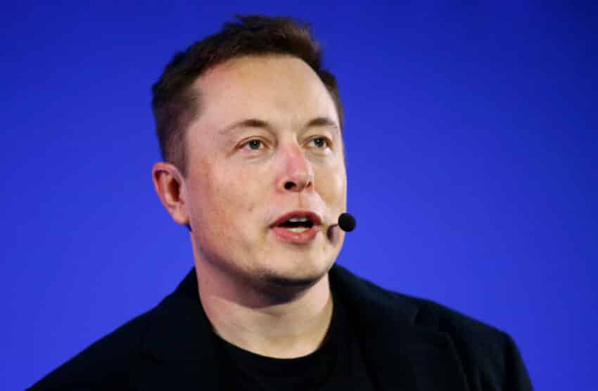Elon Musk dă în judecată OpenAI, producătorul ChatGPT, din cauza legăturilor cu Microsoft, având în vedere misiunea nonprofit