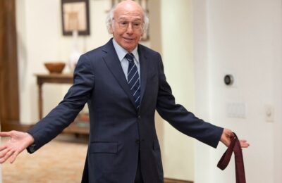 Larry David a folosit „Curb Your Enthusiasm” pentru a reface finalul din „Seinfeld” – cu o schimbare de situație