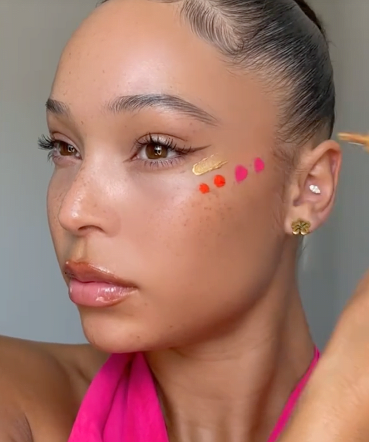 Sunset Blush este cea mai frumoasă tendință de machiaj care a ieșit din TikTok