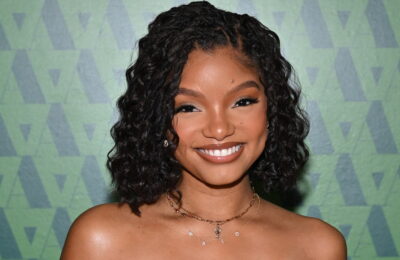 Unghiile multicolore ale lui Halle Bailey nu prea se potrivesc, dar în cel mai bun mod – Vezi poze