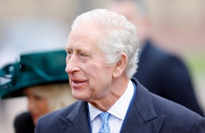 Regele Carol se va întoarce la îndatoririle regale cu o vizită la un centru oncologic