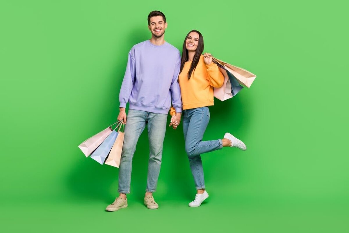 De ce sa faci shopping in outleturi? 3 motive care te vor convinge