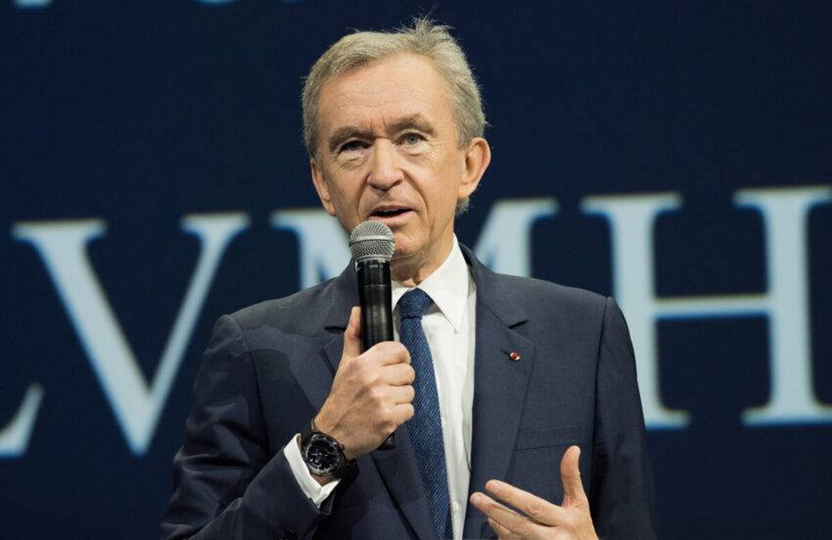 Bernard Arnault își extinde influența familiei la LVMH, alți doi copii intrând în consiliul de administrație