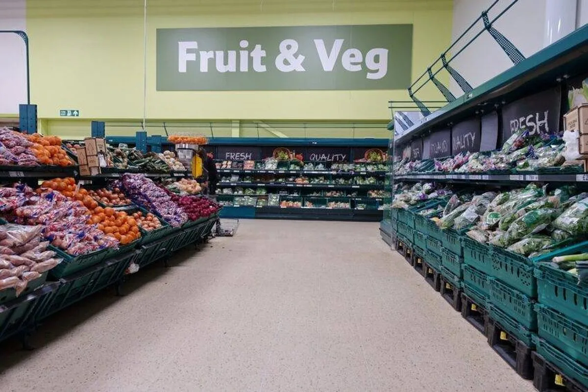 Tesco este acuzat că a subcotat magazinele locale prin intermediul filialei de comerț cu ridicata, ceea ce ridică semne de întrebare cu privire la poziția dominantă pe piață