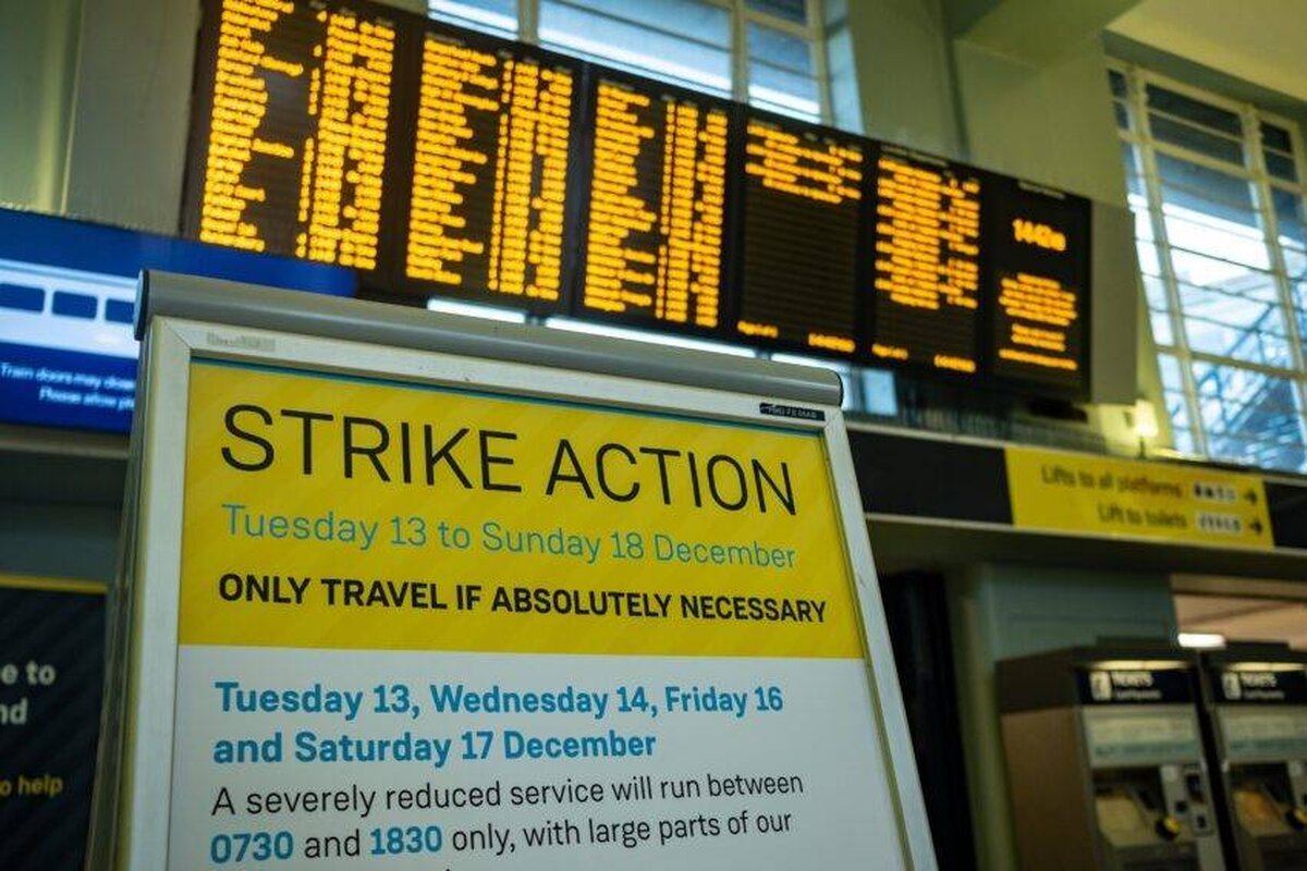 Aslef anunță greve de 24 de ore în trenuri la începutul lunii mai la mai mulți operatori