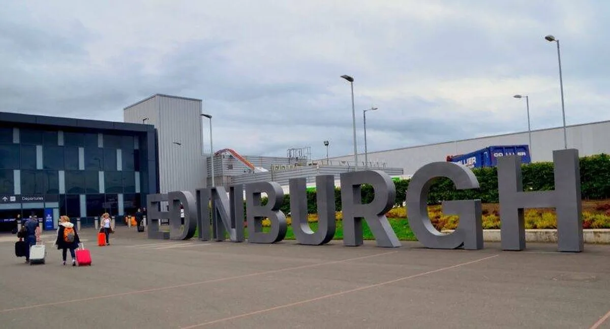 Vinci, proprietarul aeroportului Gatwick, achiziționează o participație majoritară la aeroportul din Edinburgh pentru 1,3 miliarde de lire sterline