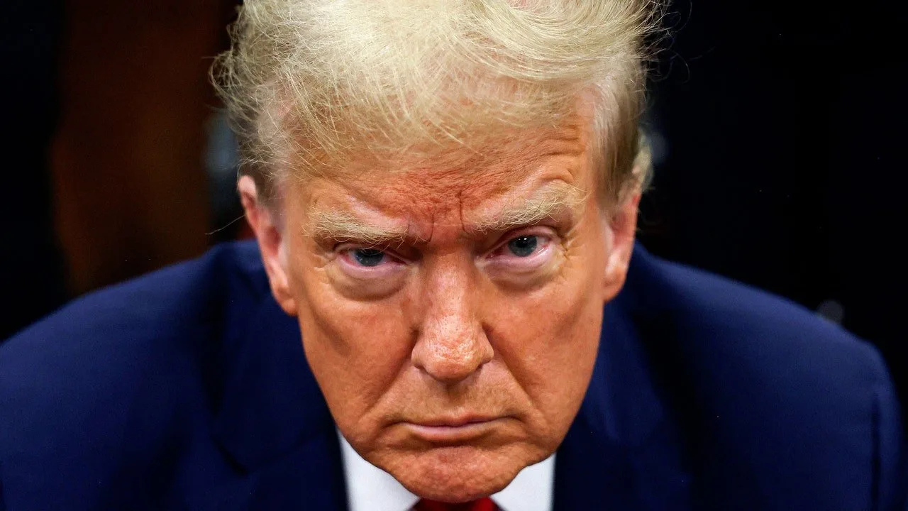„Ajutați campania”: Mărturia fostului editor al National Enquirer pare destul de proastă pentru Donald Trump