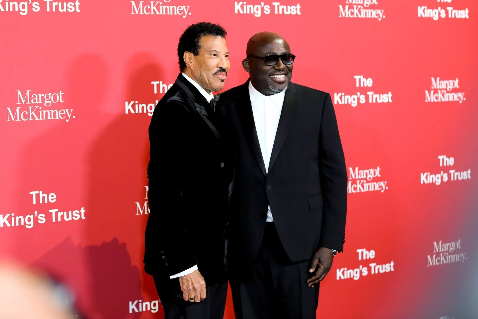 Lionel Richie și Edward Enninful l-au sărbătorit pe Regele Charles și moștenirea sa caritabilă în Manhattan